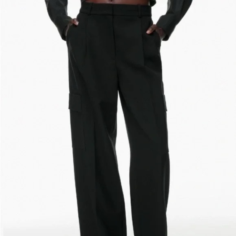 Babaton Spotlight Cargo Pants